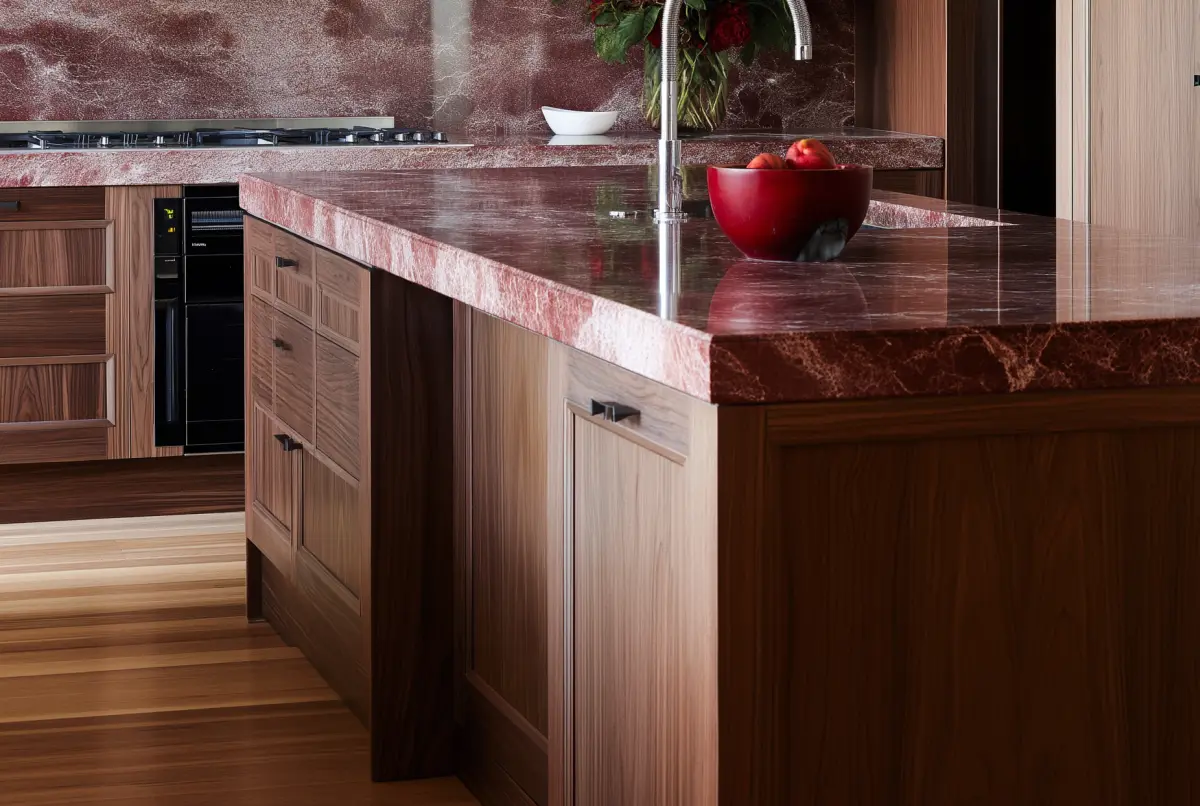 Szuflady w cokołach kuchennych - kiedy warto się na nie zdecydować